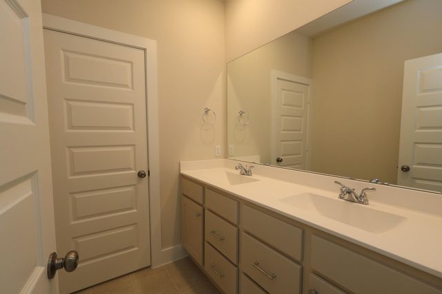6921 Nubuck Drive, Montgomery, TX 77316