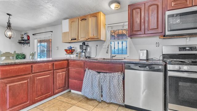 4011 Zorro Drive SE, Albuquerque, NM 87105