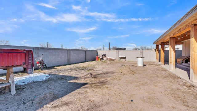 4011 Zorro Drive SE, Albuquerque, NM 87105