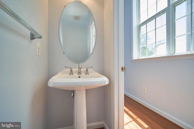 19147 COMMONWEALTH TER, Leesburg, VA 20176
