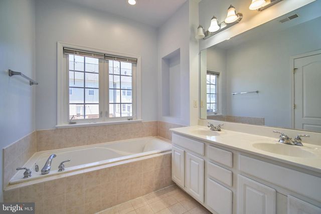19147 COMMONWEALTH TER, Leesburg, VA 20176