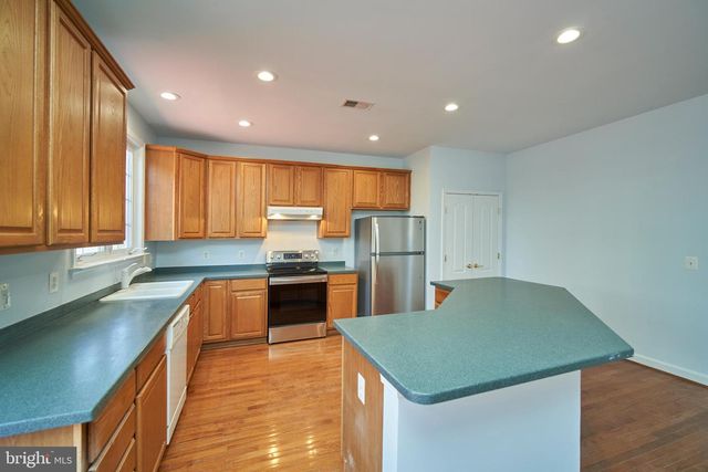 19147 COMMONWEALTH TER, Leesburg, VA 20176