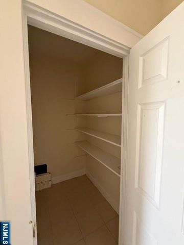 15 Morgan Place 11, North Arlington, NJ 07031