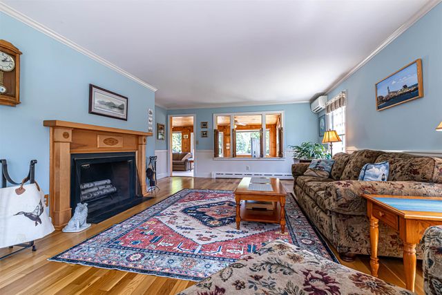 1391 Old North Main Street, Laconia, NH 03246
