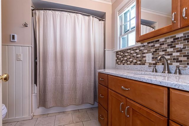 1391 Old North Main Street, Laconia, NH 03246