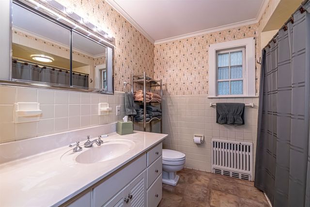 1391 Old North Main Street, Laconia, NH 03246