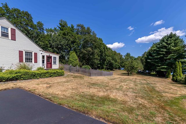 1391 Old North Main Street, Laconia, NH 03246