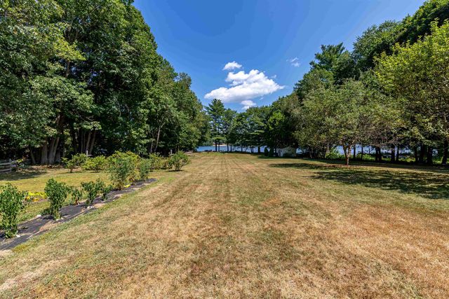 1391 Old North Main Street, Laconia, NH 03246