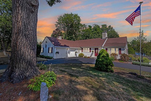 1391 Old North Main Street, Laconia, NH 03246