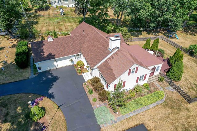 1391 Old North Main Street, Laconia, NH 03246