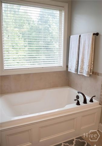1185 Whitlow Ridge Dr, Bishop, GA 30621