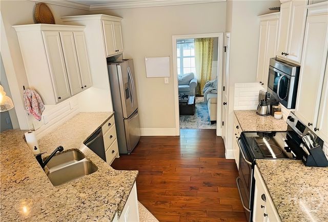 1185 Whitlow Ridge Dr, Bishop, GA 30621