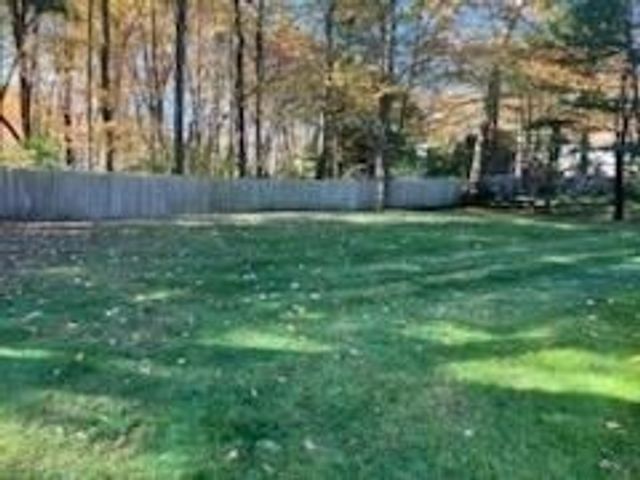 141 Barry St, Agawam, MA 01030