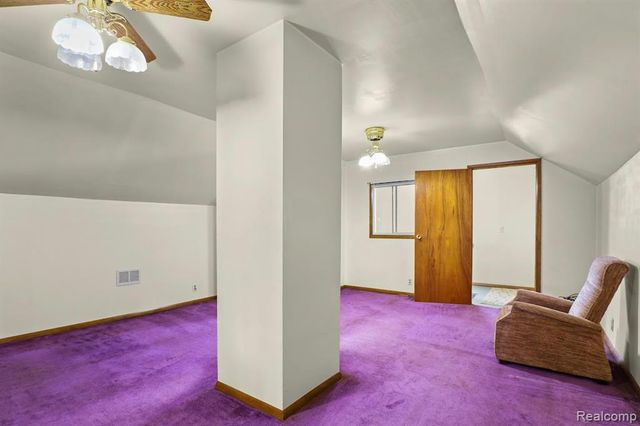 2633 Commor Street, Hamtramck, MI 48212