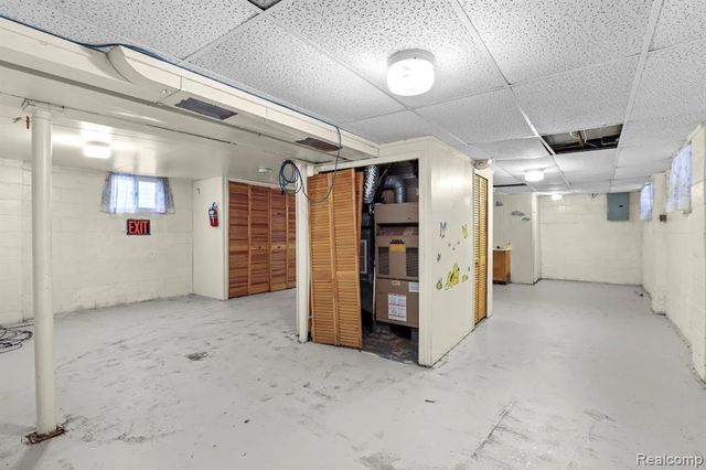 2633 Commor Street, Hamtramck, MI 48212