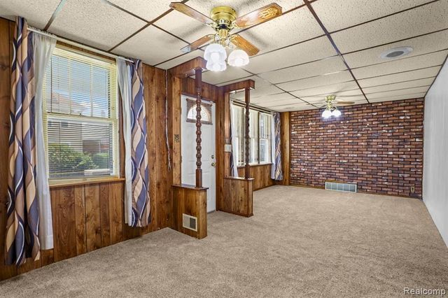 2633 Commor Street, Hamtramck, MI 48212