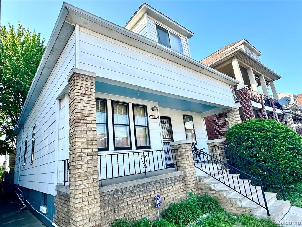 2633 Commor Street, Hamtramck, MI 48212