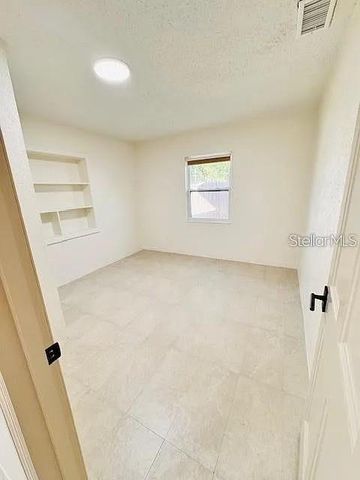 209 W EMILY STREET, Tampa, FL 33603