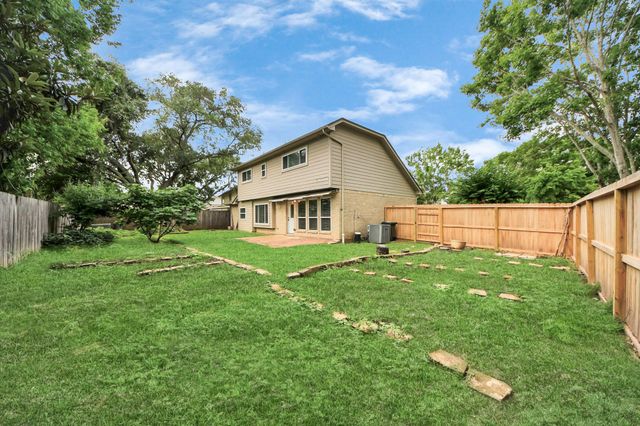 3834 Carya Circle, Sugar Land, TX 77479