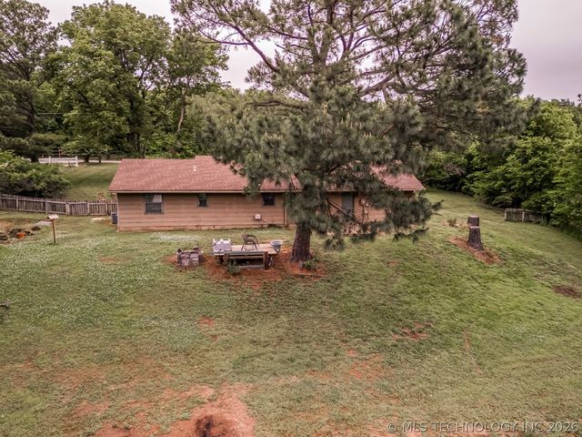 9650 E 460 Road N, Claremore, OK 74017