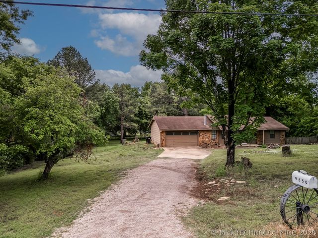 9650 E 460 Road N, Claremore, OK 74017