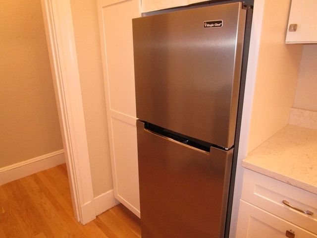 118 Riverway 12A, Boston, MA 02215