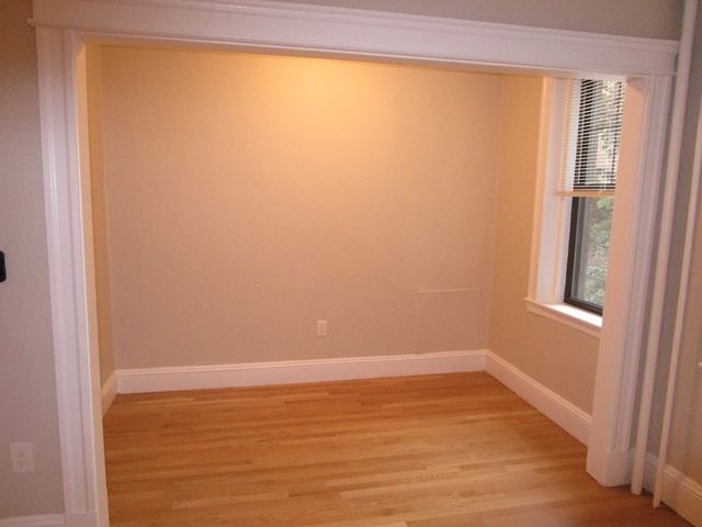 118 Riverway 12A, Boston, MA 02215