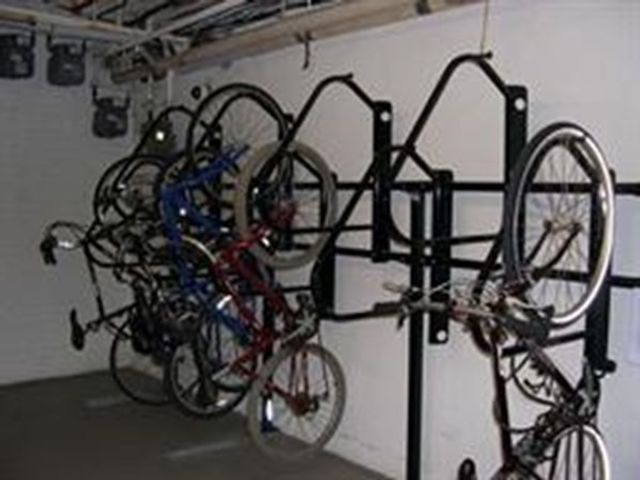 118 Riverway 12A, Boston, MA 02215