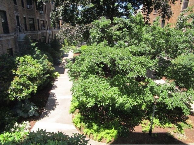 118 Riverway 12A, Boston, MA 02215