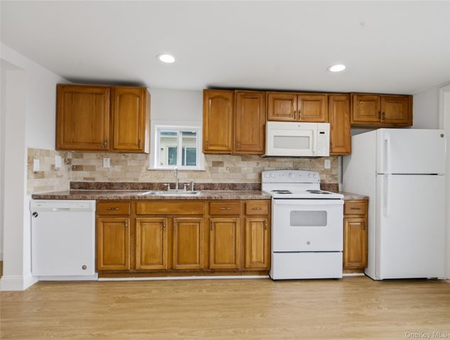 36 Edgewater Drive, Mastic Beach, NY 11951