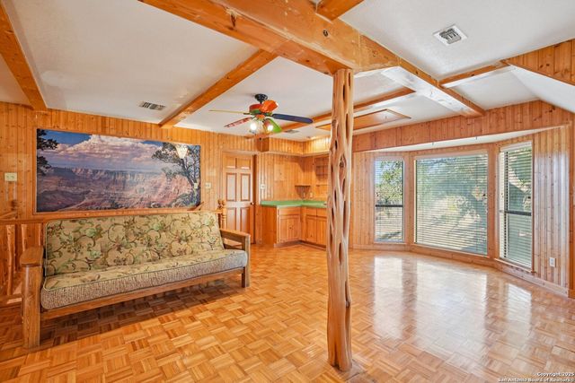 230 Cade Loop, Ingram, TX 78025