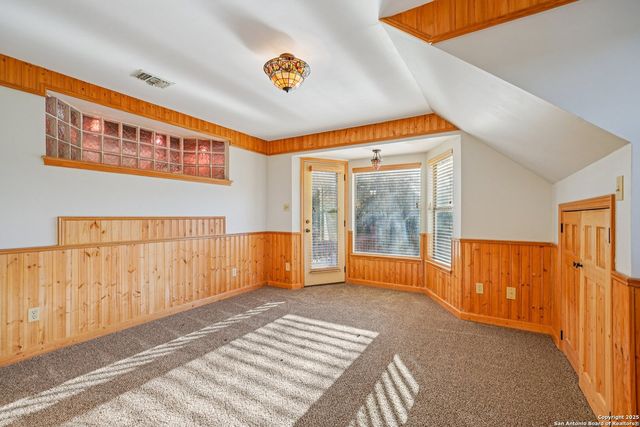 230 Cade Loop, Ingram, TX 78025