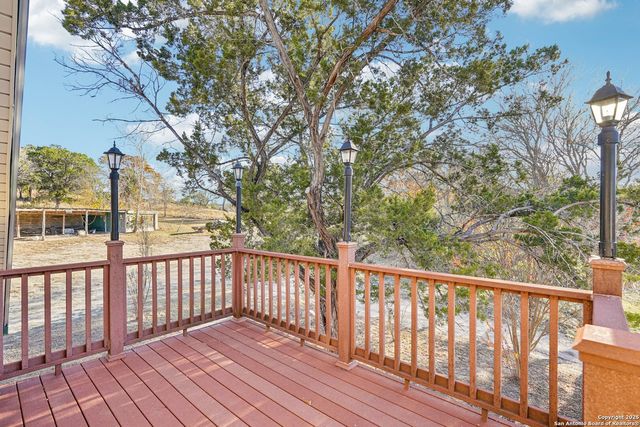 230 Cade Loop, Ingram, TX 78025