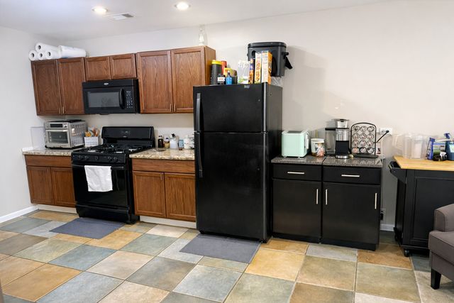 26241 W Erin Isle, Channahon, IL 60410