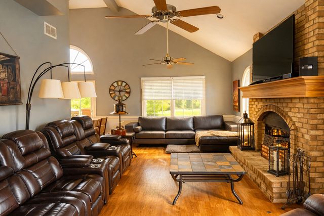 26241 W Erin Isle, Channahon, IL 60410