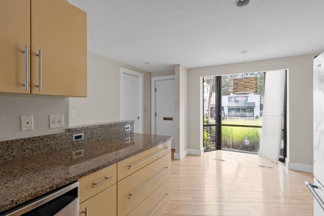 237 Islington Street # 2, Portsmouth, NH 03801