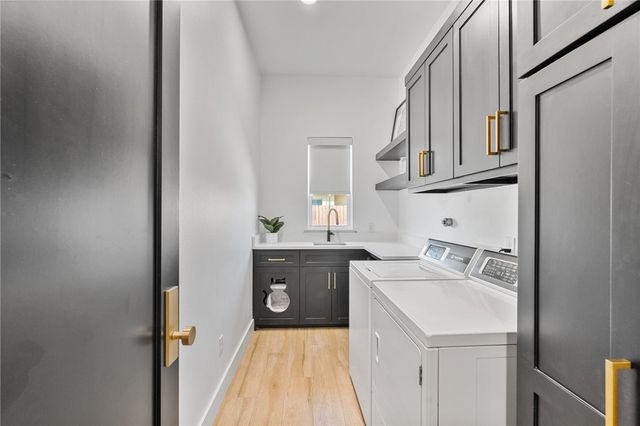 2009 Great Falls Dr, Corpus Christi, TX 78415