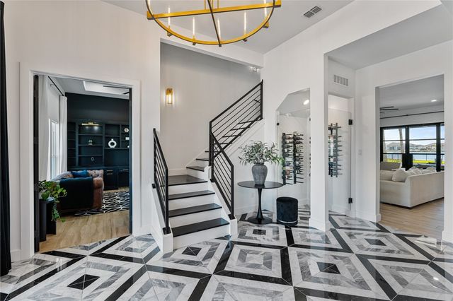 2009 Great Falls Dr, Corpus Christi, TX 78415