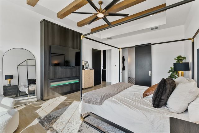 2009 Great Falls Dr, Corpus Christi, TX 78415