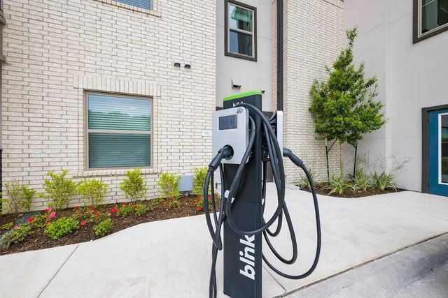 1888 Brittmoore Road 1348, Houston, TX 77043