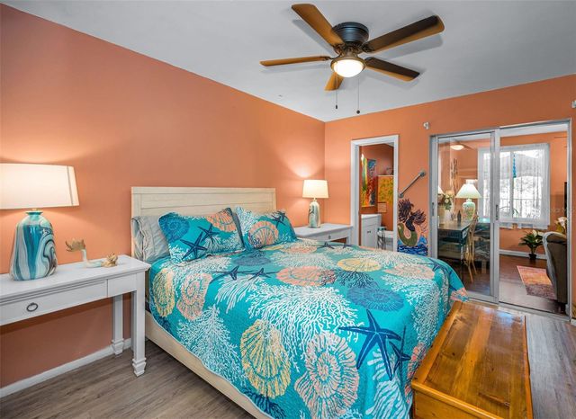 2402 ECUADORIAN WAY 10, Clearwater, FL 33763