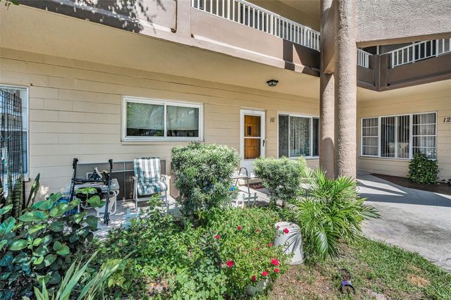 2402 ECUADORIAN WAY 10, Clearwater, FL 33763