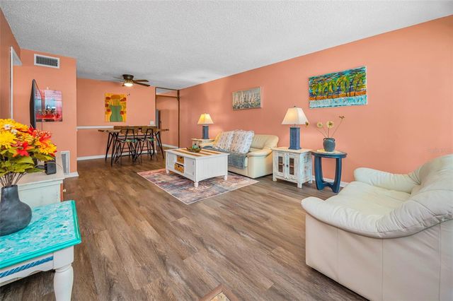 2402 ECUADORIAN WAY 10, Clearwater, FL 33763