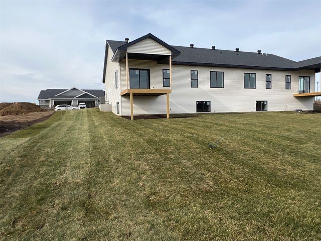 112 Kinsey Street, North Liberty, IA 52317