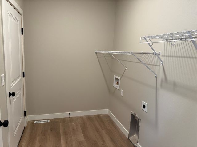 112 Kinsey Street, North Liberty, IA 52317