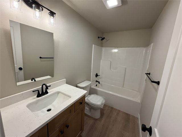 112 Kinsey Street, North Liberty, IA 52317