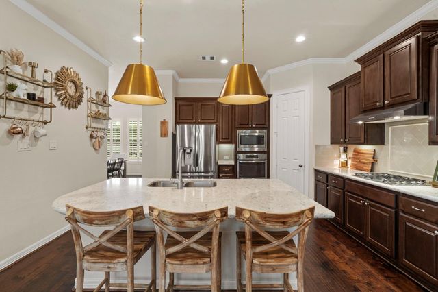 10206 Spring Shadows Park Circle, Houston, TX 77080