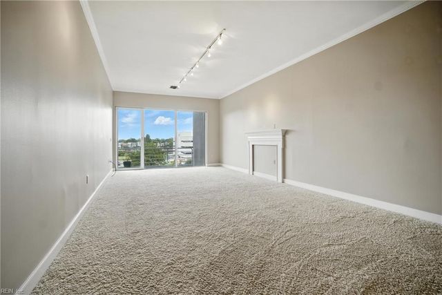 40 Rader St Apt 413, Norfolk, VA 23510