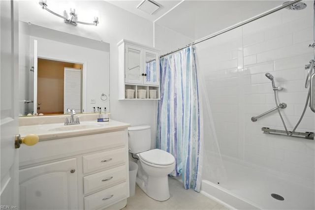 40 Rader St Apt 413, Norfolk, VA 23510