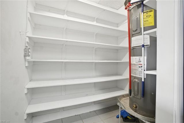 40 Rader St Apt 413, Norfolk, VA 23510